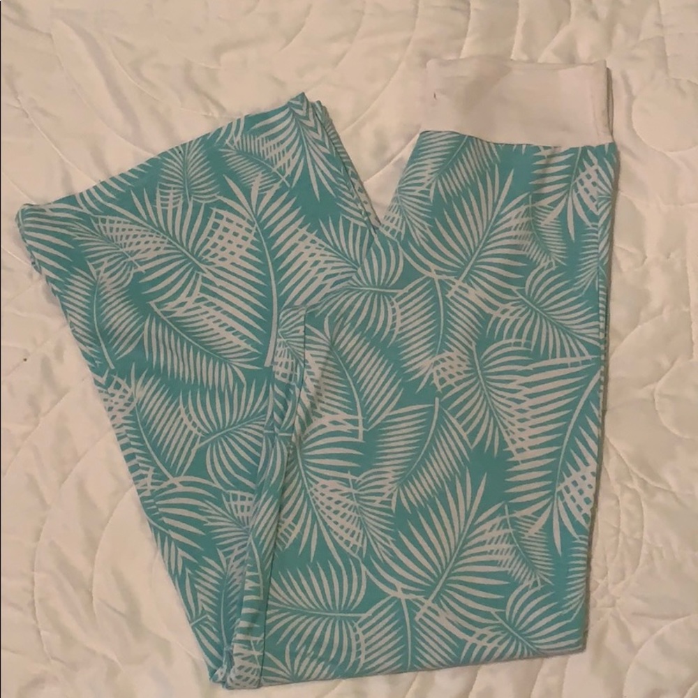 Jordann EUC palm leaf lounge pants